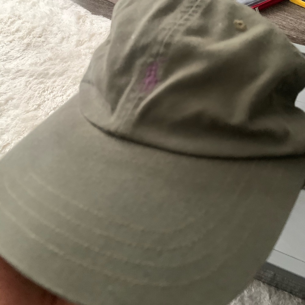 Green Ralph Lauren dad hat.